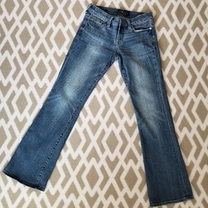 Lucky Jeans